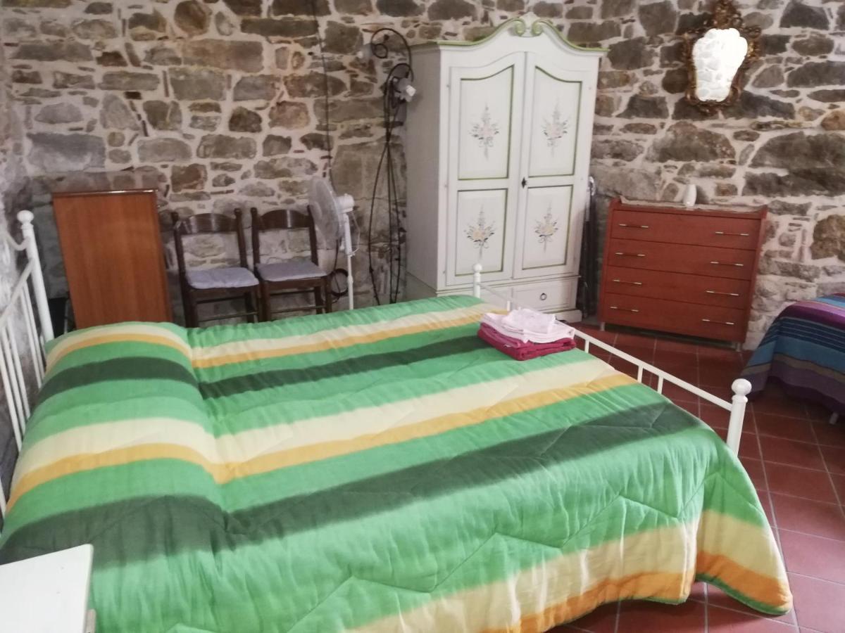 Villa Stone House à Montalbano Elicona Extérieur photo